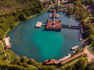Lake Héviz Health Spa Hotels in Hungary